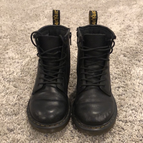 Dr. Martens Delaney Boot - Picture 2 of 9